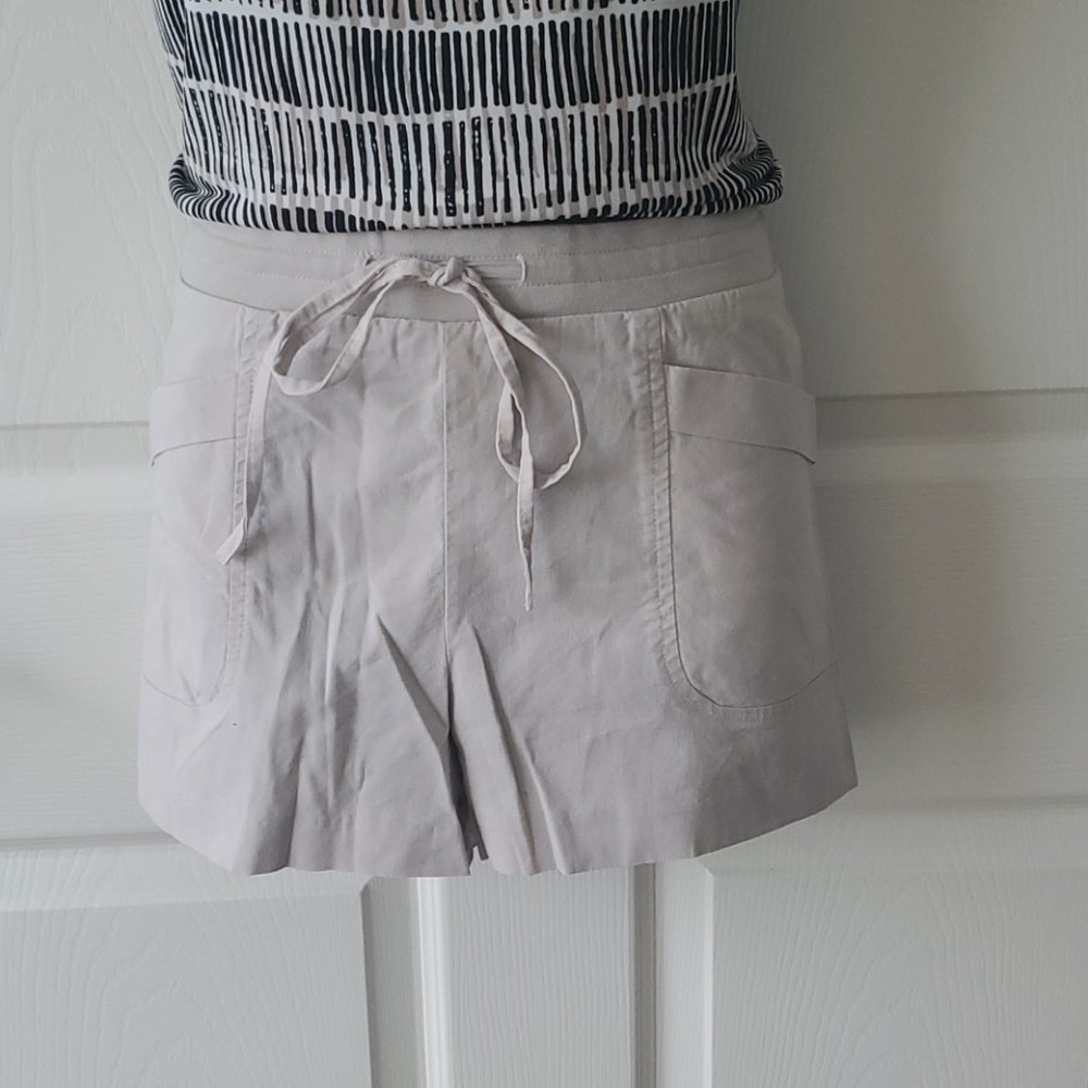 Bcbg cotton/linen drawstring shorts medium